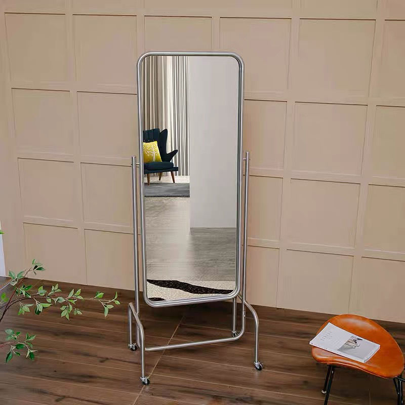 SleekMove Full-Length Mirror – Reflect Your Best Look