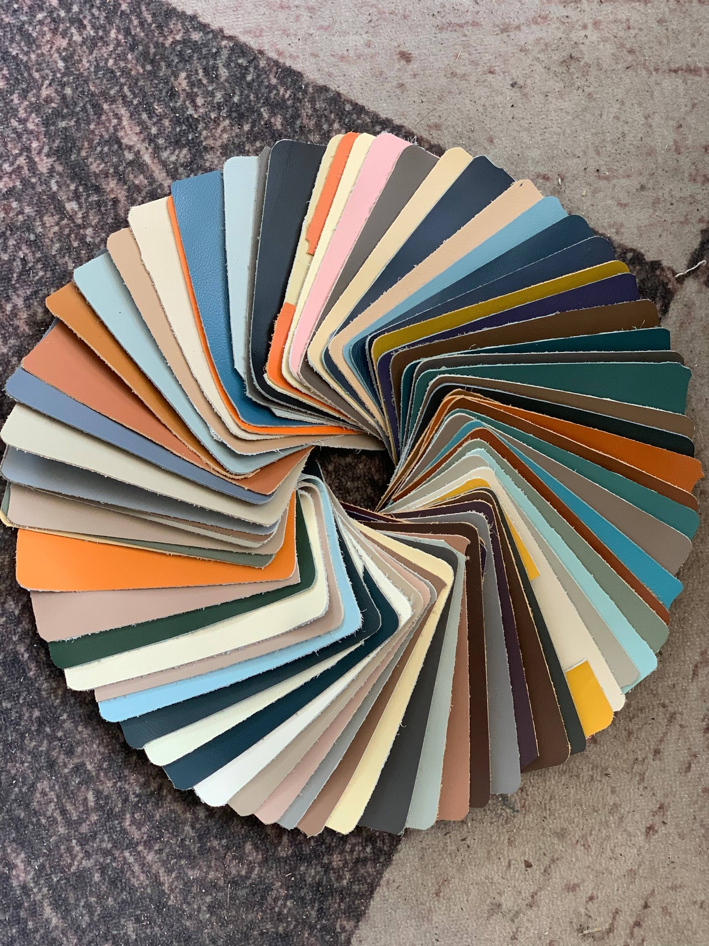 PK80 Daybed Replica – Modern Bench Sofa Bed for Living Room