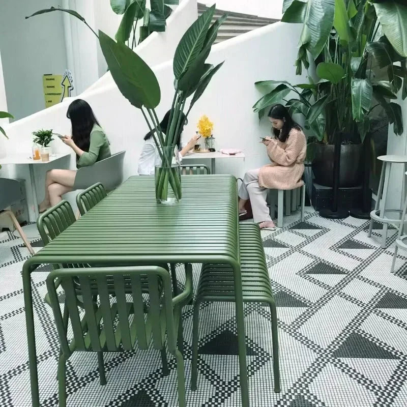 Blacony Tables And Chairs-The Ideal Balcony Home Furnishing