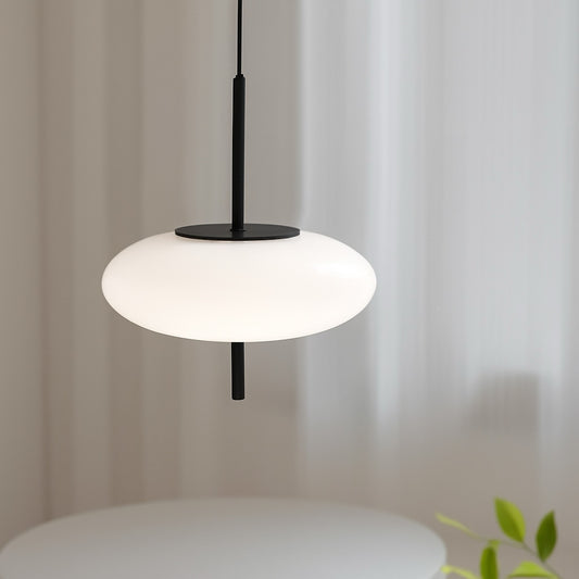 Bauhaus Elegance – Mid-Century Inspired Pendant Light