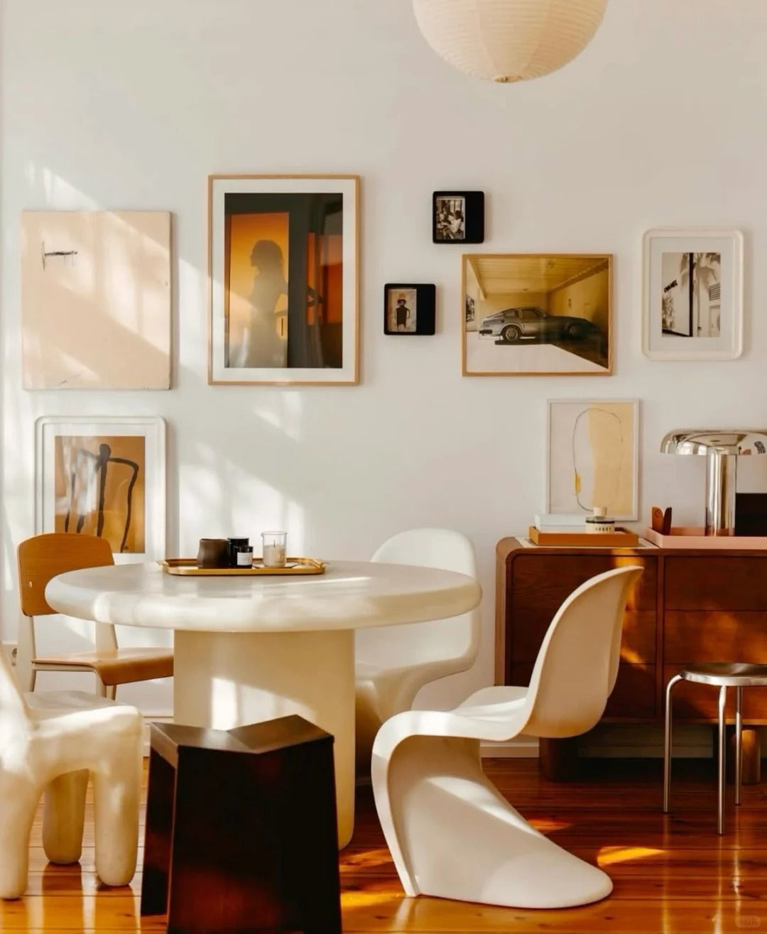 Panton Chair-The Triple Convergence of Technological Innovation, Aesthetic Revolution, and Cultural Symbols