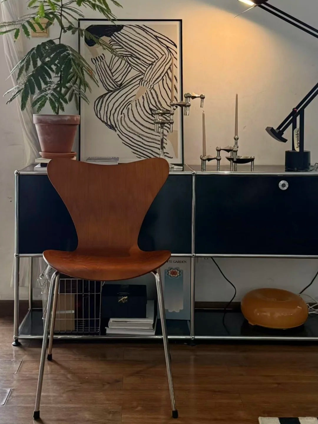 Series 7 Chair-A Danish Design Legend-The Versatile Chair for Dining Rooms and Offices