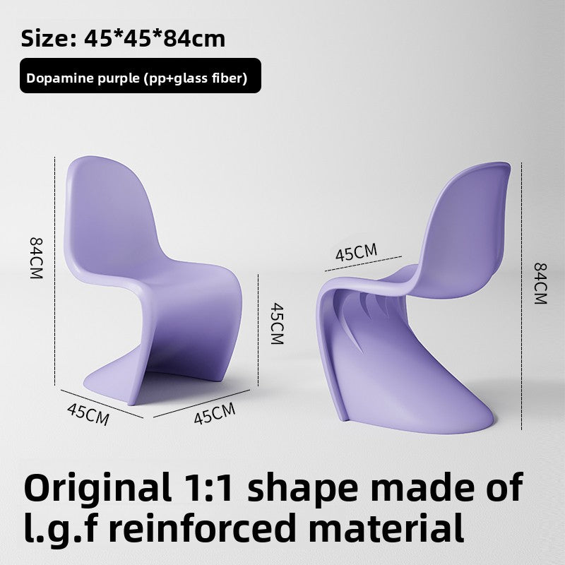 Panton Chair-The Triple Convergence of Technological Innovation, Aesthetic Revolution, and Cultural Symbols