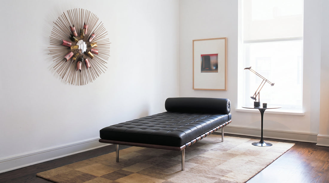 Mies van der Rohe’s Barcelona Daybed: The Ultimate Leather Classic