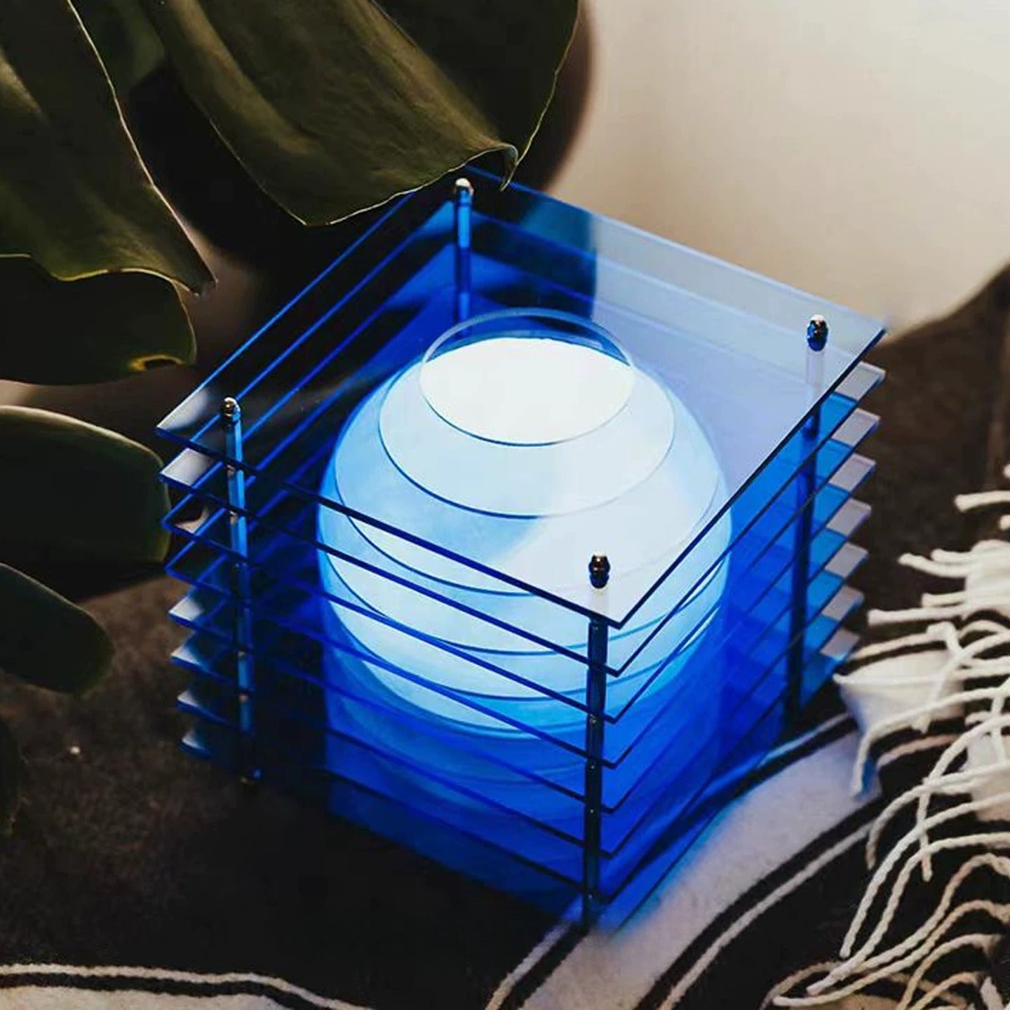 Mid-Century Layered Acrylic Table Lamp – Premium Floating Sunset Ambient Decor