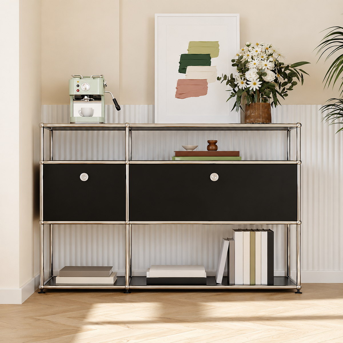 Sideboard im USM-Stil mit Colour-Blocking – Aufbewahrung im Bauhaus-Design