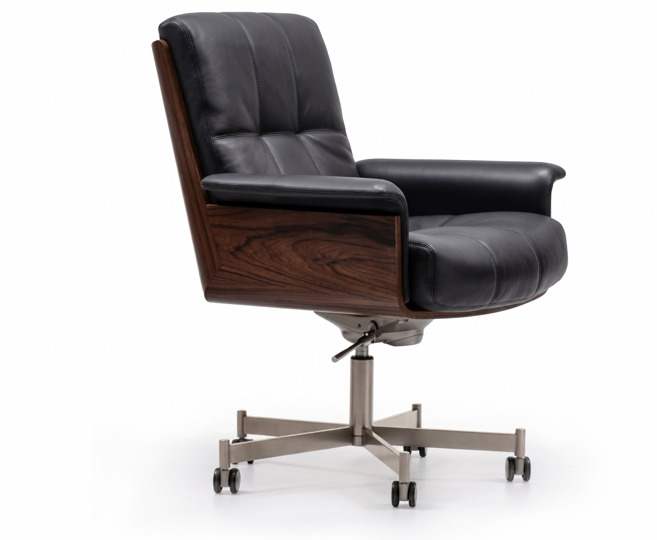 Daiki Lounge Chair – Sculptural Nordic Comfort with Architectural Elegance