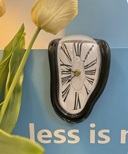 Surrealist Melting Clock – Retro Roman Numeral Desk Corner Clock for Creative Home Decor