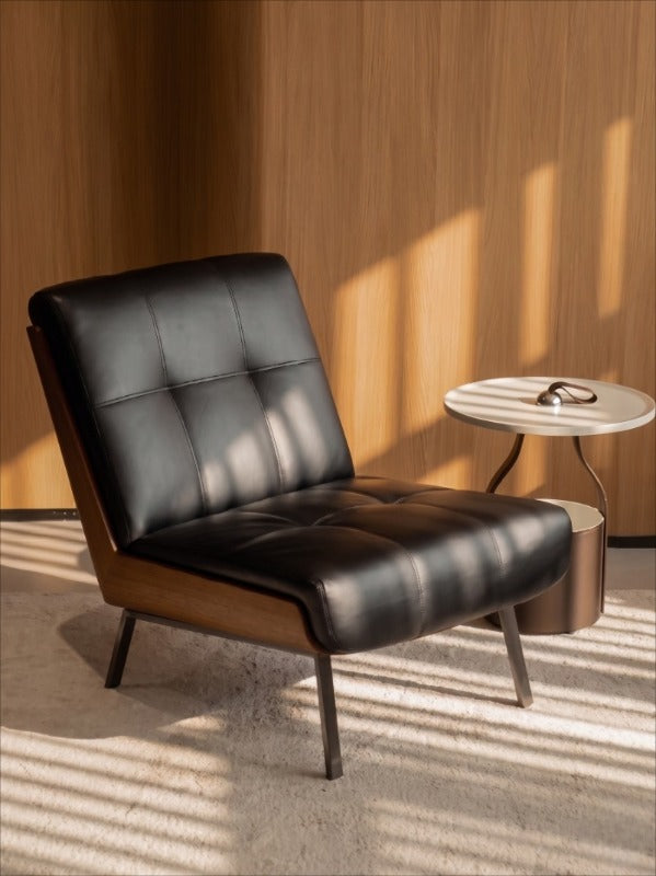 Daiki Lounge Chair – Sculptural Nordic Comfort with Architectural Elegance