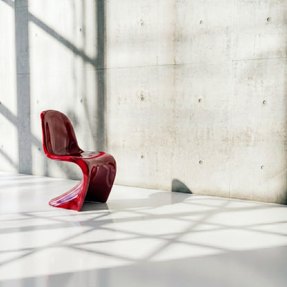 Panton Chair Replica — A Fusion of Innovation, Design, and Iconic Style
