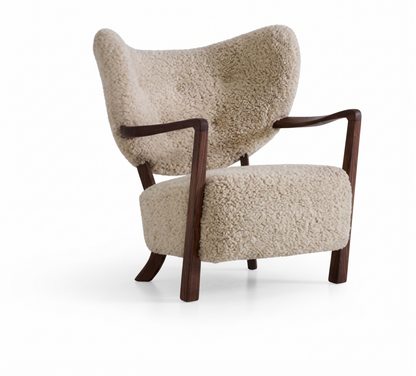 Woolf Lounge Chair – Sculptural Comfort in Soft Shearling Texture