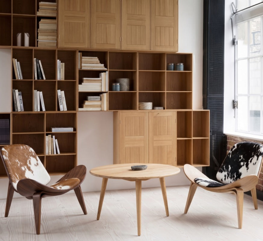 Nordic Shell Lounge Chair & Eames Dog Stool – Sculptural Mid-Century Modern Icons
