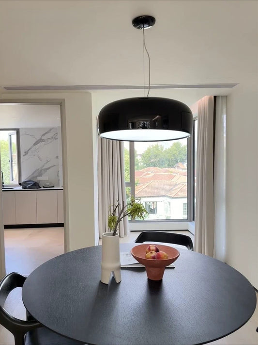 Italienische minimalistische Pendelleuchte — modernes Designer-Licht für Ess- und Wohnbereiche