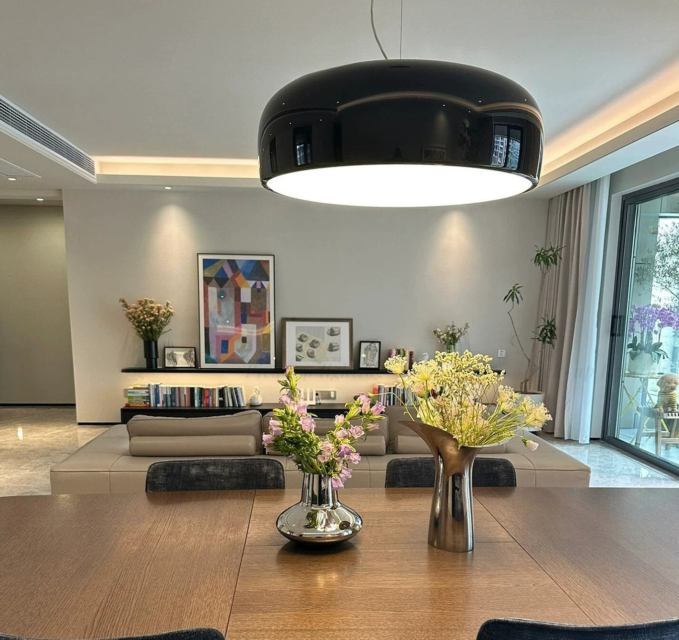 Italian Minimalist Pendant Lamp — Modern Designer Lighting for Dining and Living Spaces