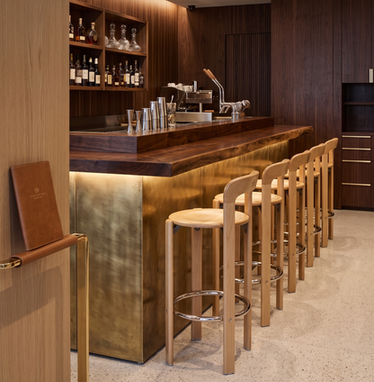 Rey Bar Stool Replica – Minimalist Nordic Design & Mid-Century Charm