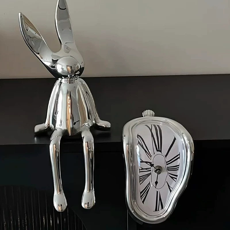 Surrealist Melting Clock – Retro Roman Numeral Desk Corner Clock for Creative Home Decor