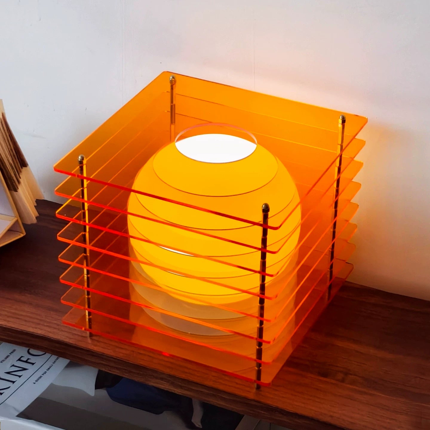 Mid-Century Layered Acrylic Table Lamp – Premium Floating Sunset Ambient Decor