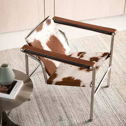 Le Corbusier LC1 Lounge Chair Replica — A Mid-Century Bauhaus Masterpiece