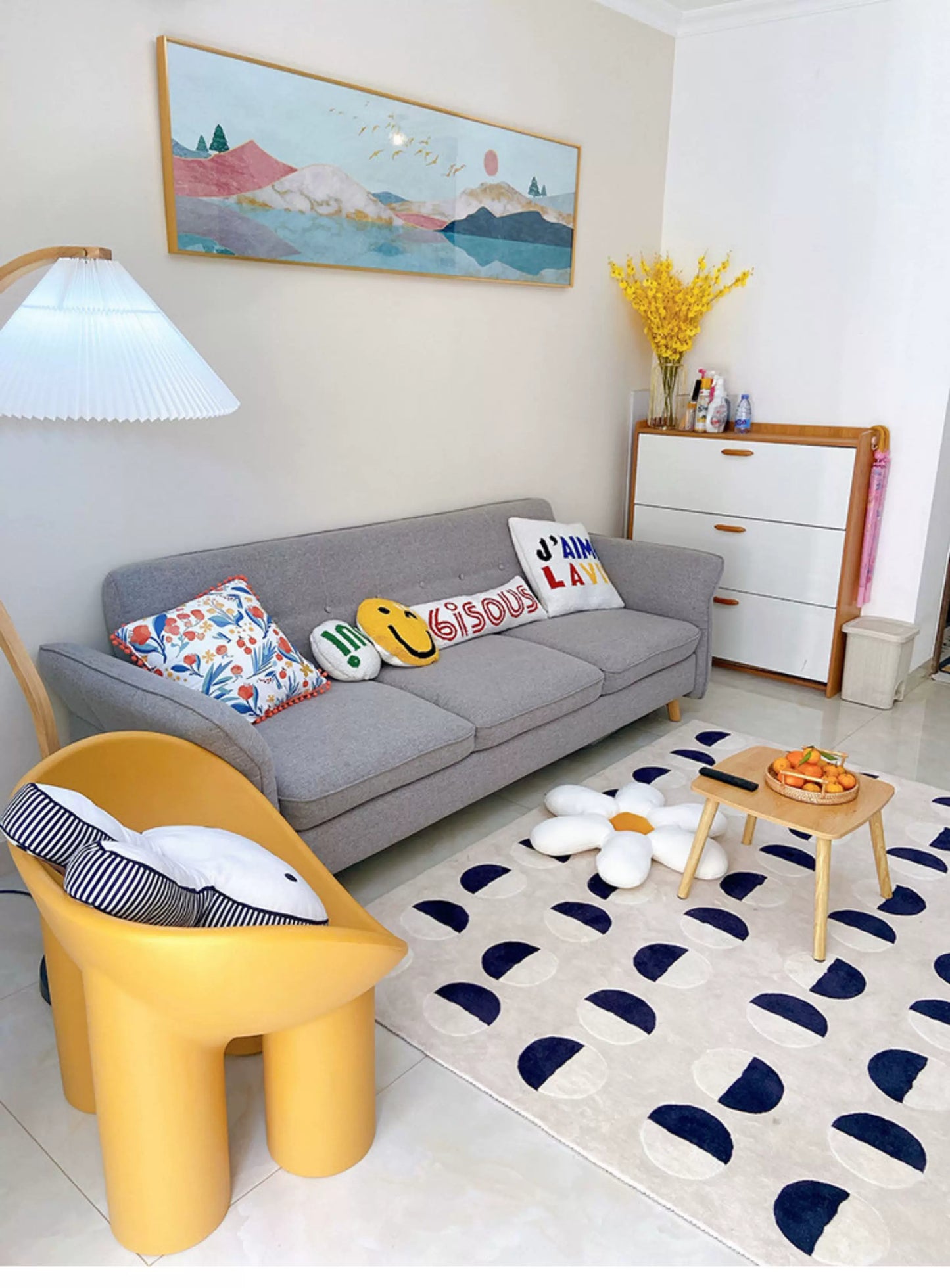 Nordic Elephant Leg Chair — Playful Design & Minimalist Comfort