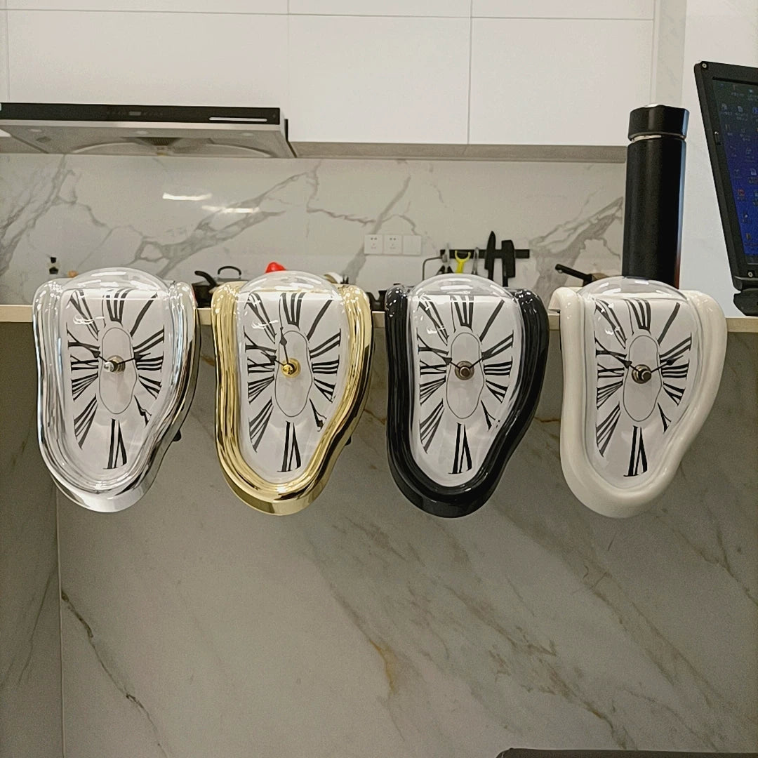 Surrealist Melting Clock – Retro Roman Numeral Desk Corner Clock for Creative Home Decor