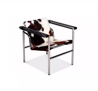 Le Corbusier LC1 Lounge Chair Replica — A Mid-Century Bauhaus Masterpiece