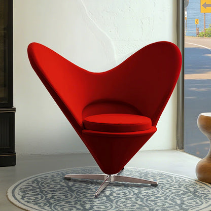 Sillón giratorio Designer Heart: una fusión de estilo romántico y comodidad diaria