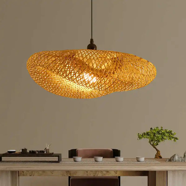 Suspension LED en bambou tressé - Apportez une chaleur naturelle et un charme vintage à votre intérieur