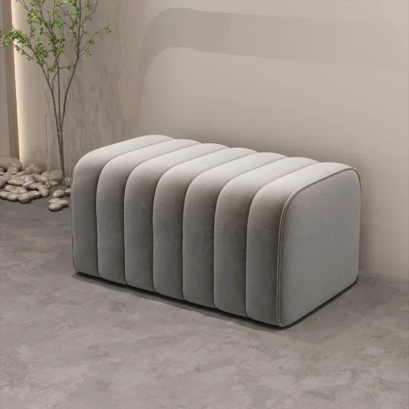 Toast-Shaped Upholstered Bench - Create Your Home's Exclusive Relaxation Space