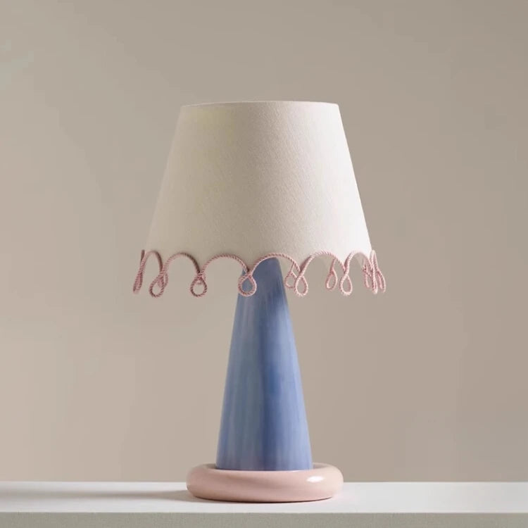 Loop Creamy Color-Block Table Lamp-A Lamp as Sweet And Gentle As Cream