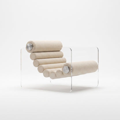 Italian Minimalist Acrylic Lounge Chair — A Transparent Fusion of Modern Design and Comfort