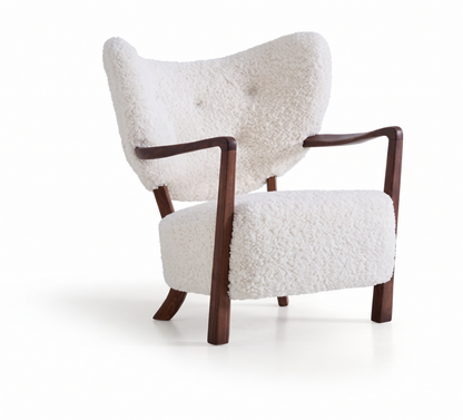 Woolf Lounge Chair – Sculptural Comfort in Soft Shearling Texture
