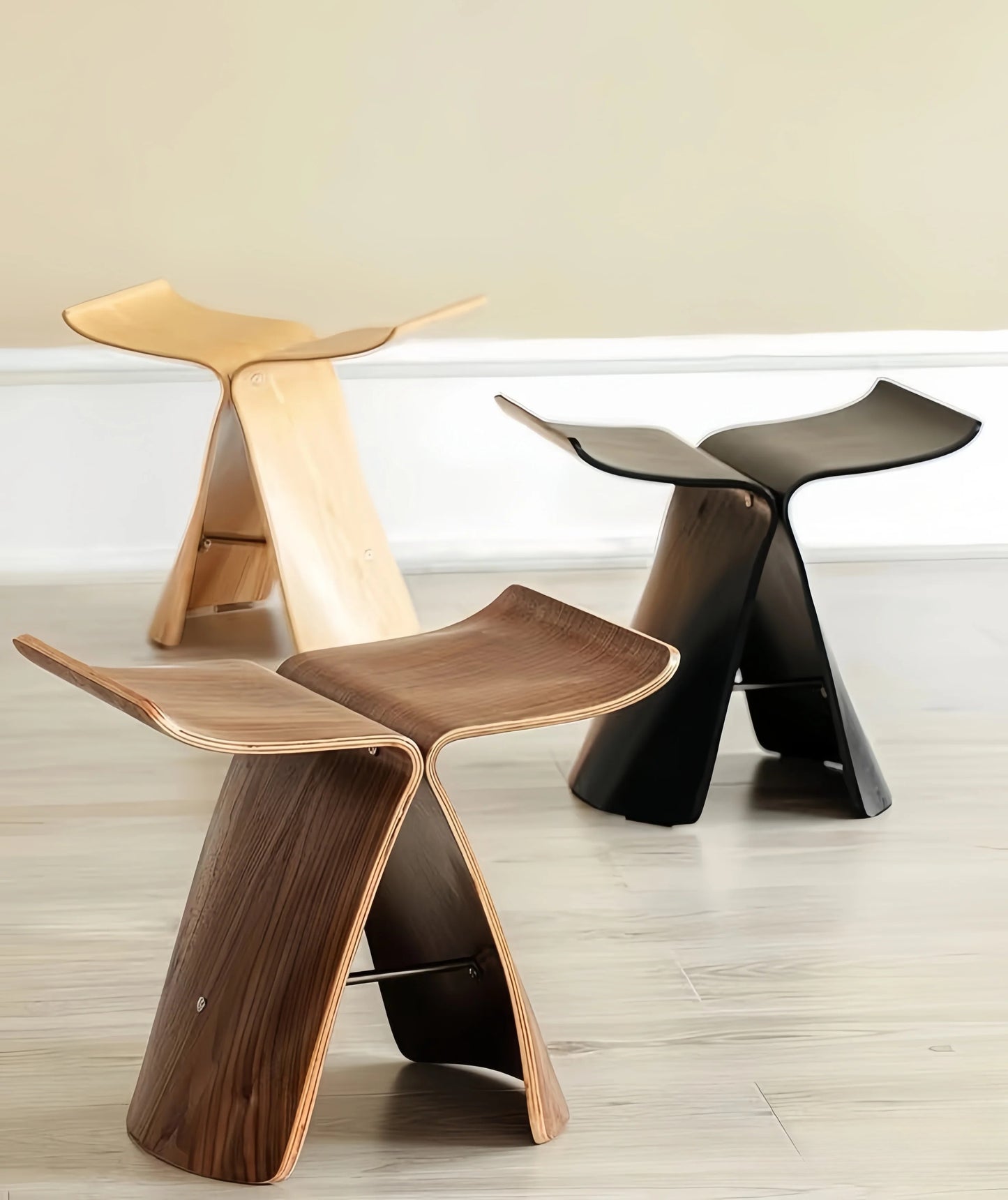 Nordic Butterfly Stool Replica – Minimalist Accent Seating
