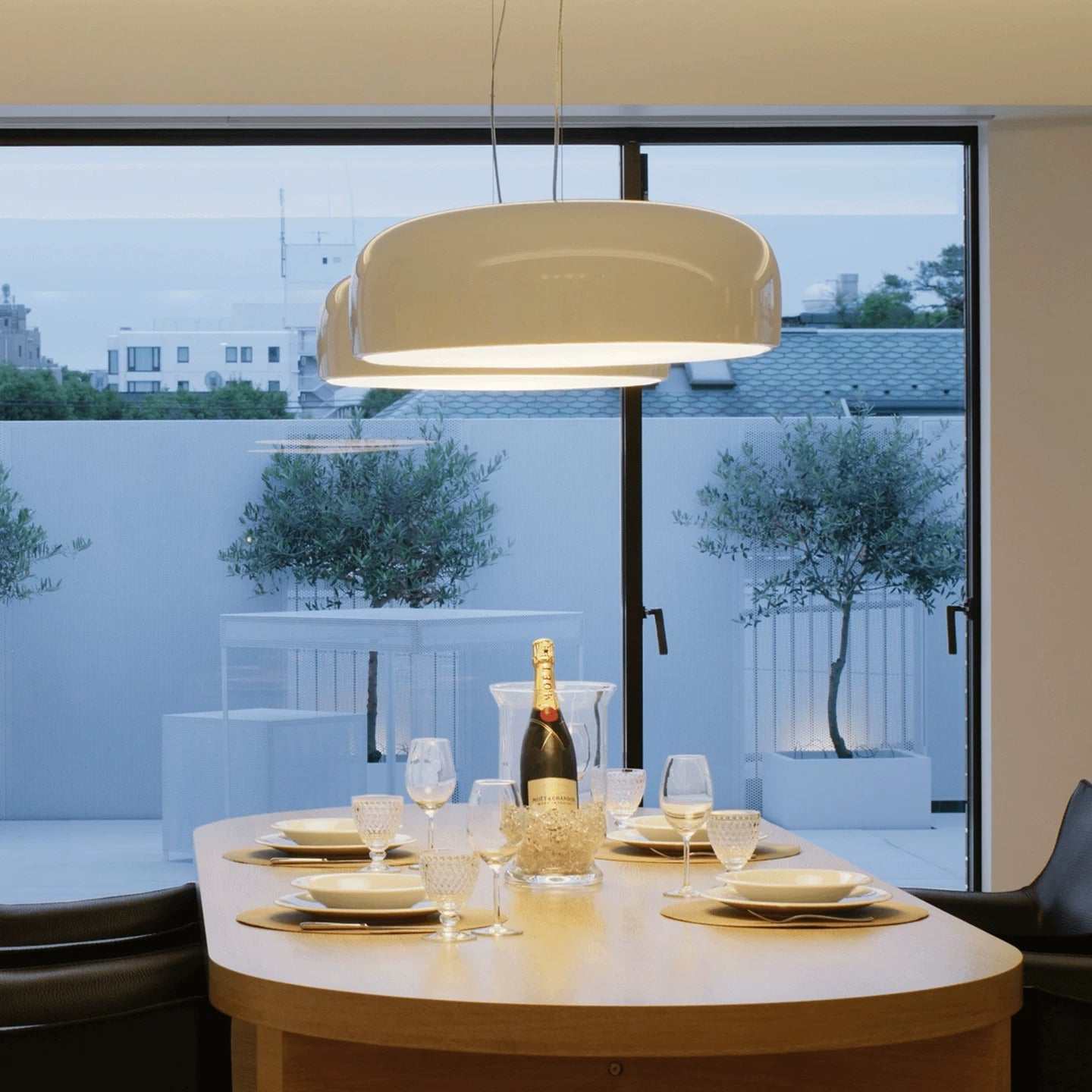 Italian Minimalist Pendant Lamp — Modern Designer Lighting for Dining and Living Spaces