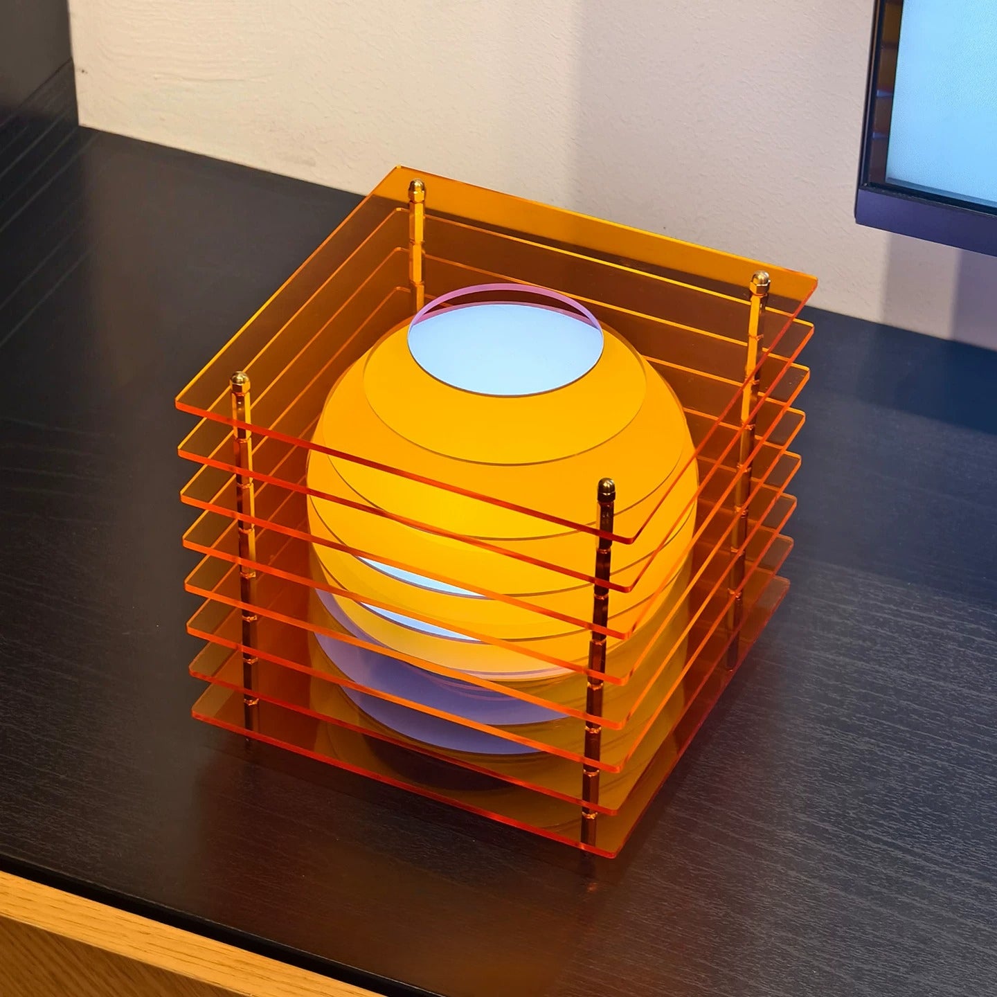 Mid-Century Layered Acrylic Table Lamp – Premium Floating Sunset Ambient Decor