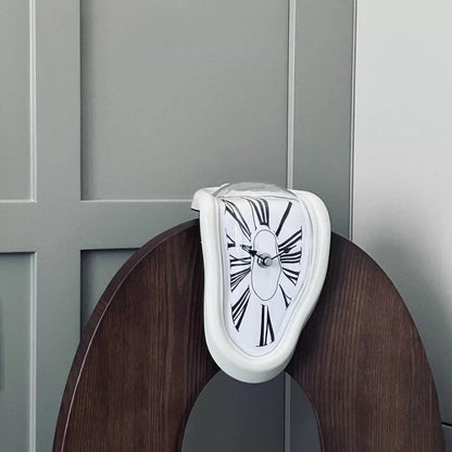 Surrealist Melting Clock – Retro Roman Numeral Desk Corner Clock for Creative Home Decor