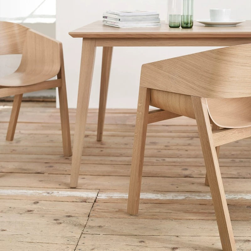 Nordic Solid Wood Dining Chair – Modern Minimalist Designer Armchair for Home & Cafe