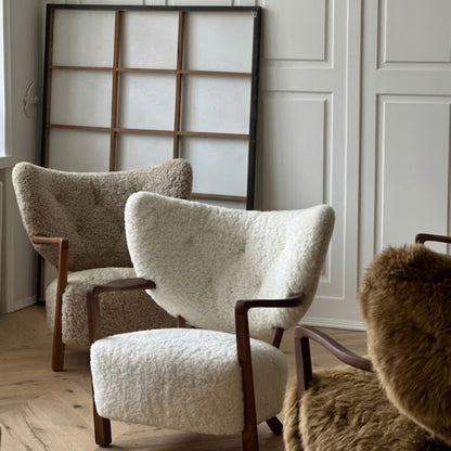 Woolf Lounge Chair – Sculptural Comfort in Soft Shearling Texture