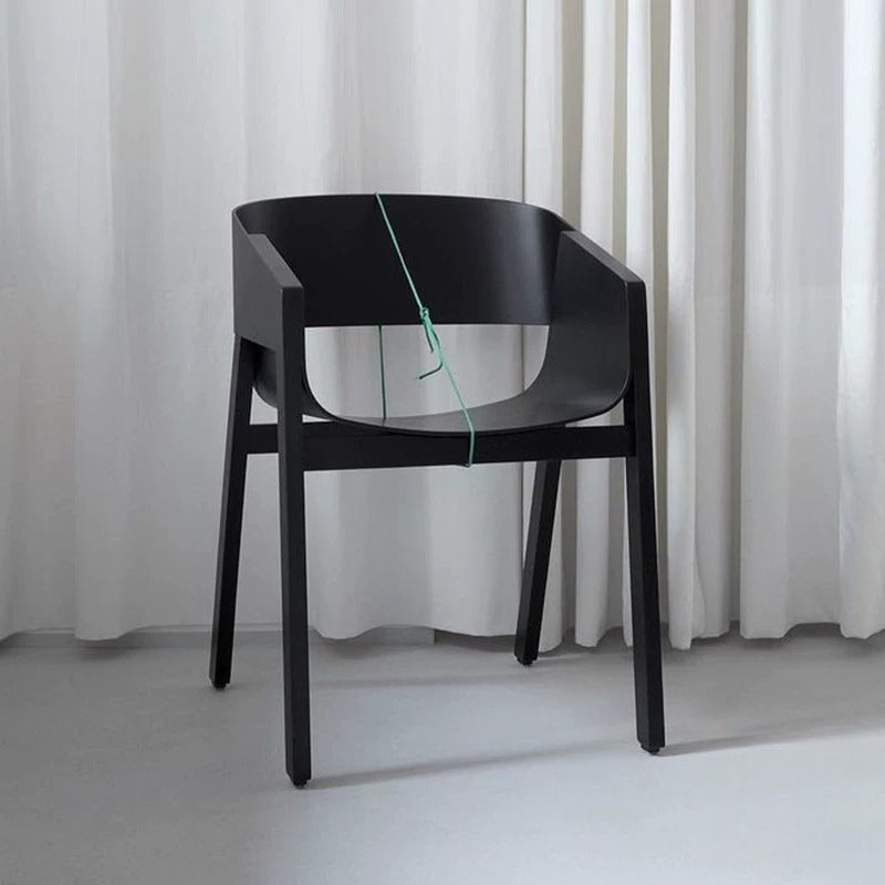 Nordic Solid Wood Dining Chair – Modern Minimalist Designer Armchair for Home & Cafe