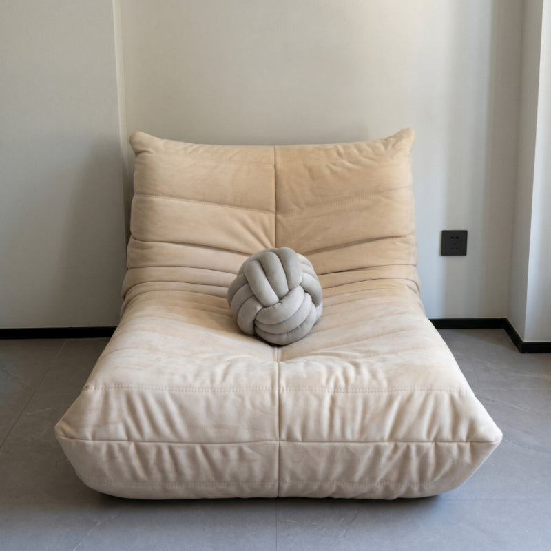 Nordic Knot Cushion – Handwoven Comfort with Sculptural Charm