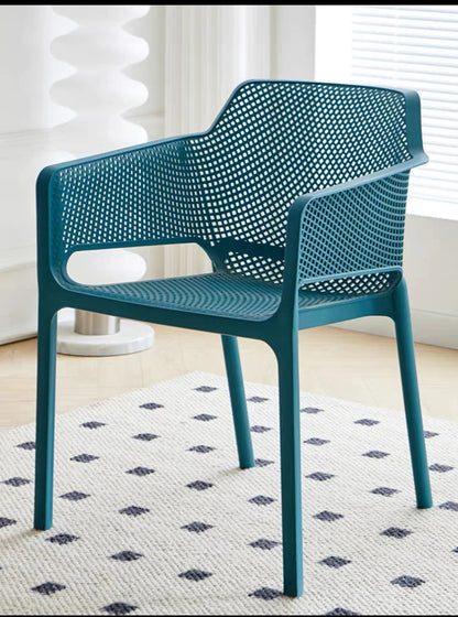 Outdoor Plastic Chairs - Ideal Outdoor Furniture